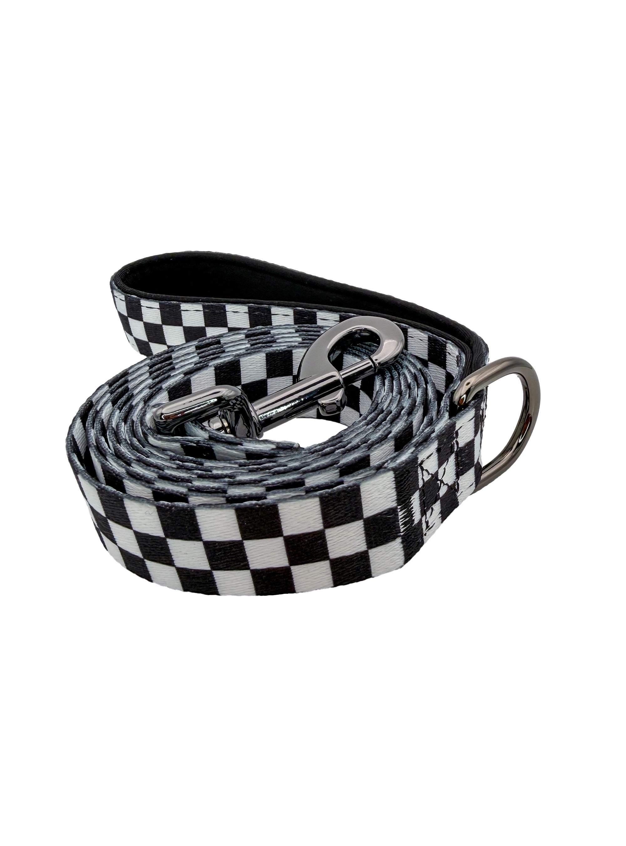 Checkerboard Dog Leash - Black & White